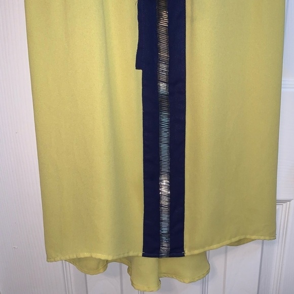 Umgee Yellow Spaghetti String Deep V-Neck Casual Summer Dress size Small - Picture 4 of 6